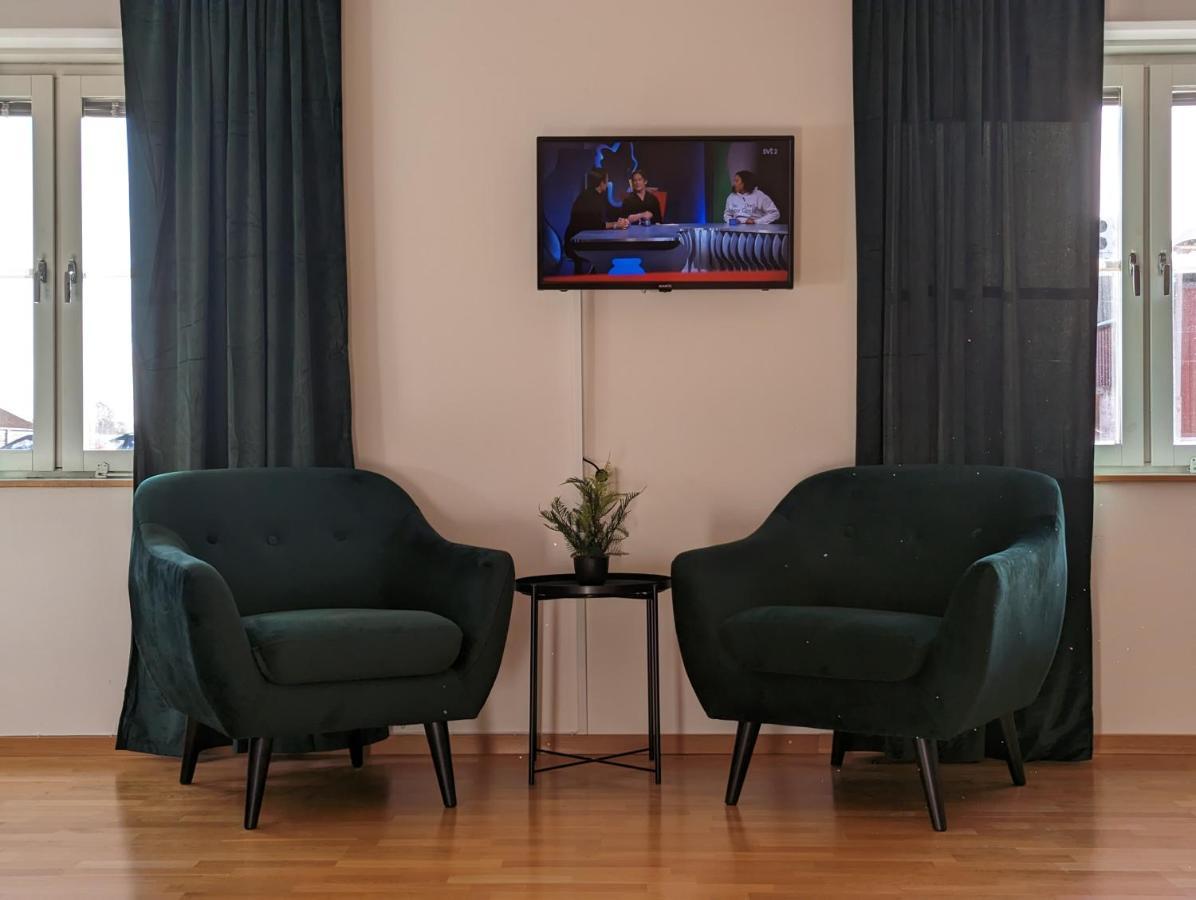 Hotell Bro Кристинехамн Экстерьер фото