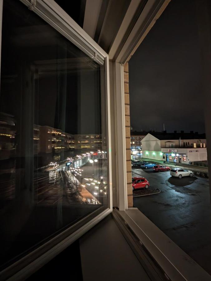 Hotell Bro Кристинехамн Экстерьер фото